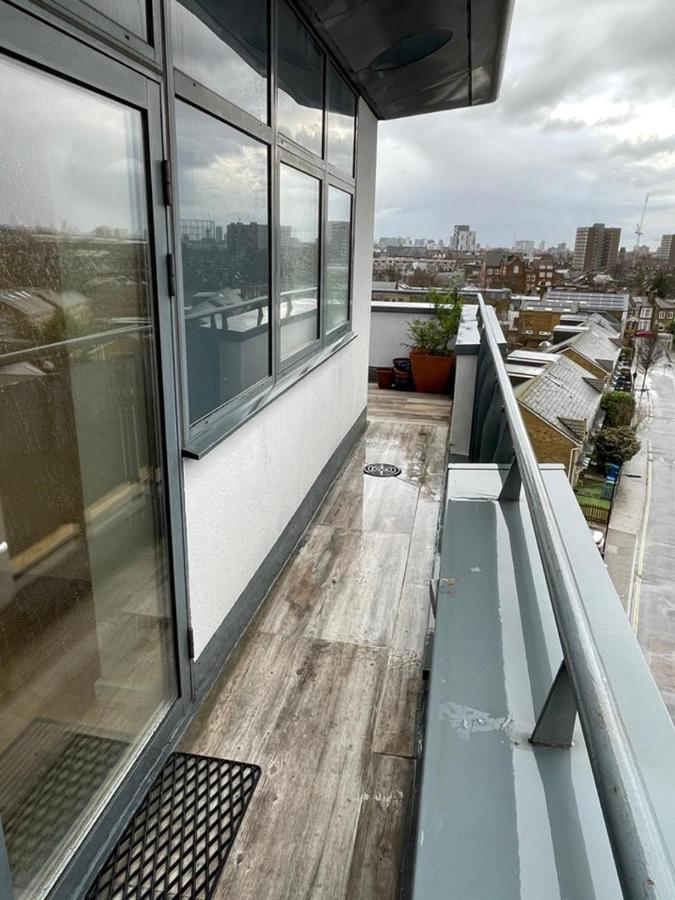 One Bedroom With Great City Views Лондон Екстериор снимка